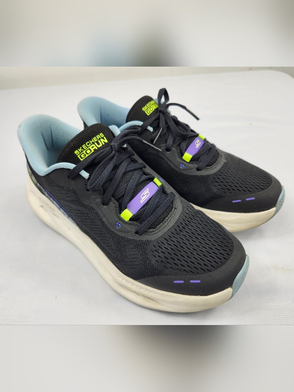 Skechers GOrun Women's 9 M Black Purple Athletic Shoes
